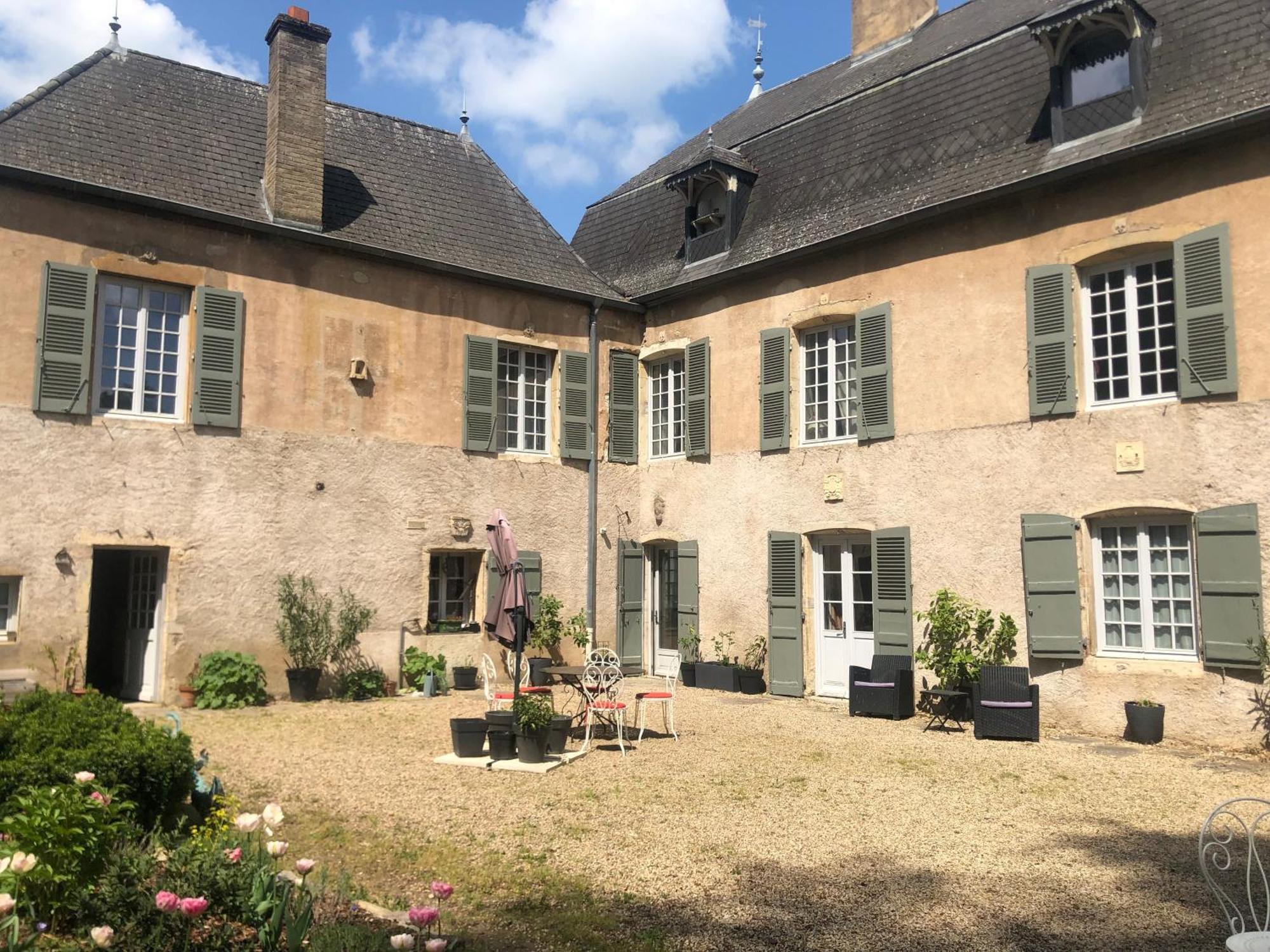 La Maison des Gardes - Chambres d'hôtes Cluny Exterior foto