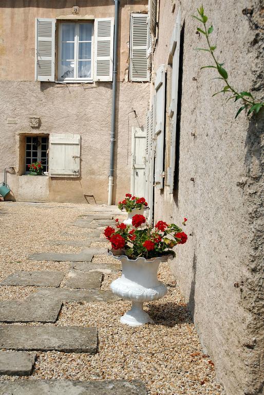 La Maison des Gardes - Chambres d'hôtes Cluny Exterior foto
