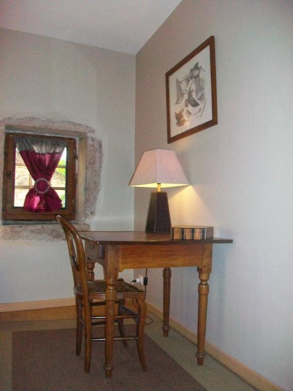 La Maison des Gardes - Chambres d'hôtes Cluny Quarto foto