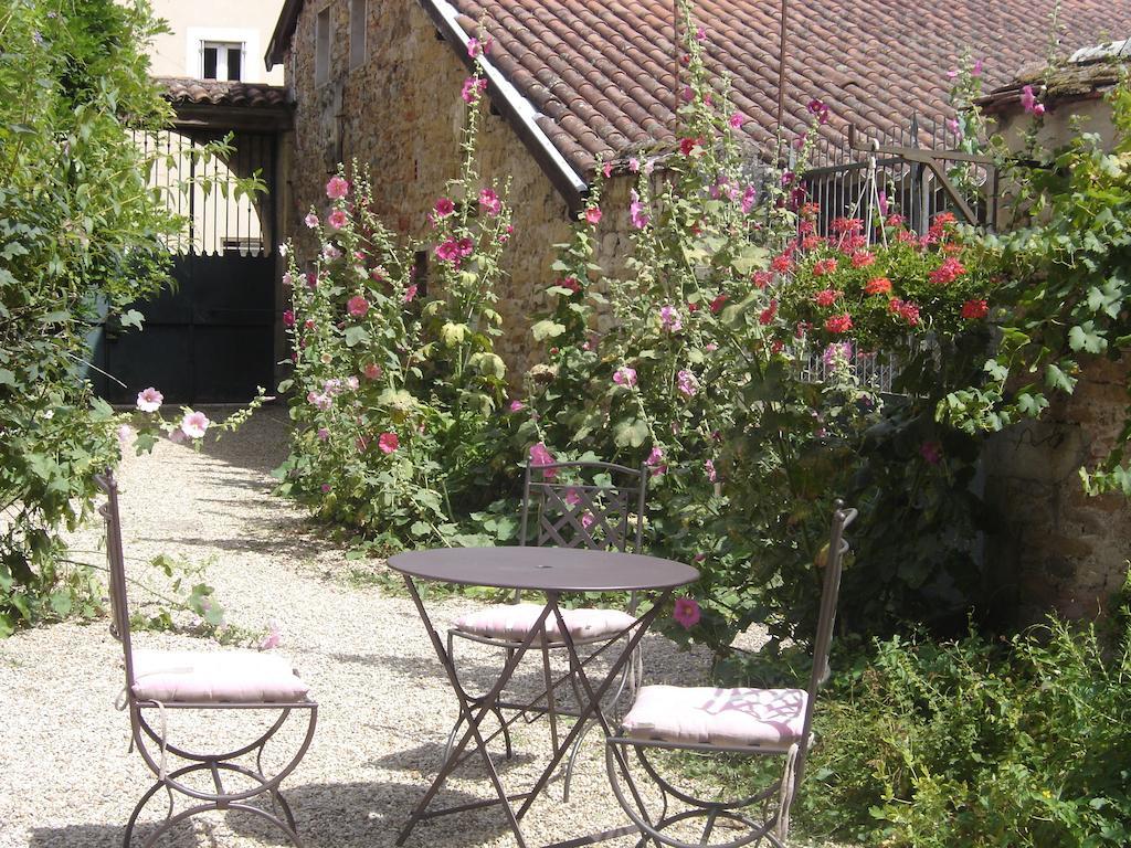 La Maison des Gardes - Chambres d'hôtes Cluny Exterior foto