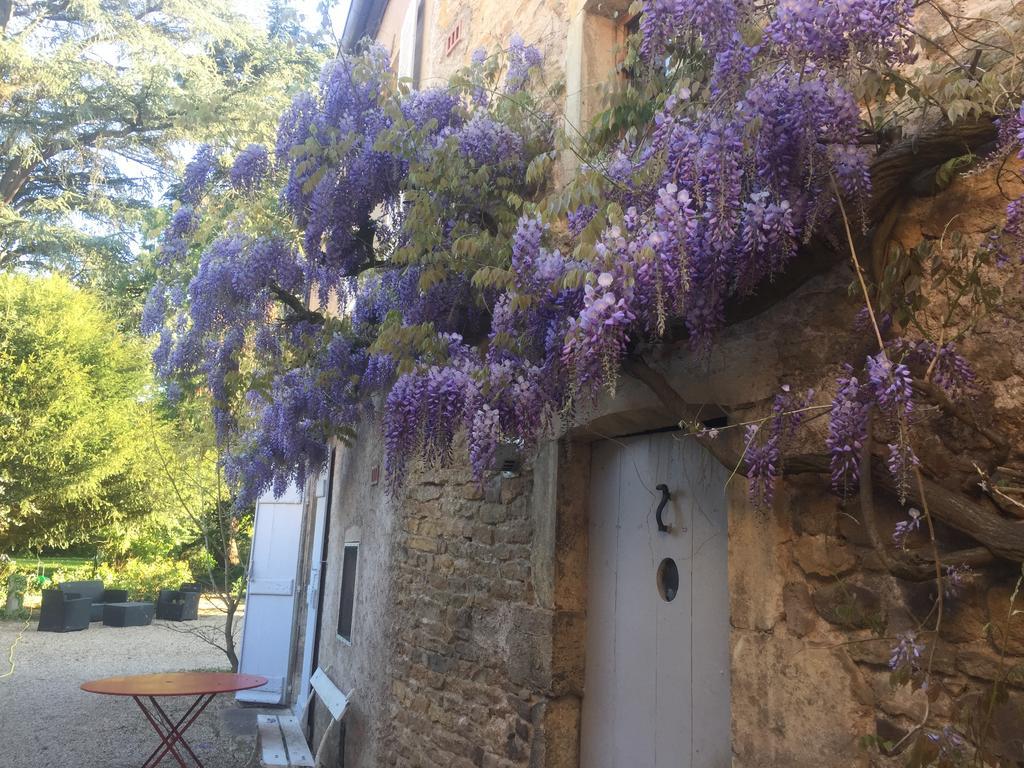 La Maison des Gardes - Chambres d'hôtes Cluny Exterior foto