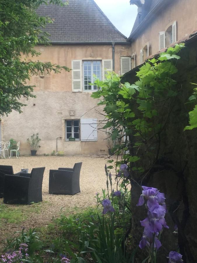 La Maison des Gardes - Chambres d'hôtes Cluny Exterior foto