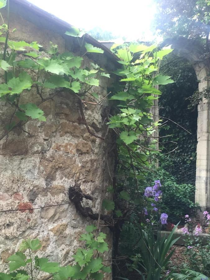 La Maison des Gardes - Chambres d'hôtes Cluny Exterior foto